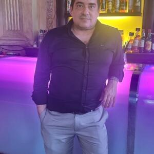 José