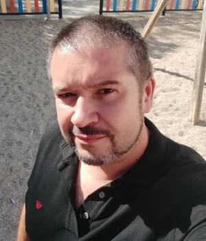 José