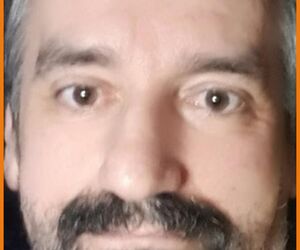 José