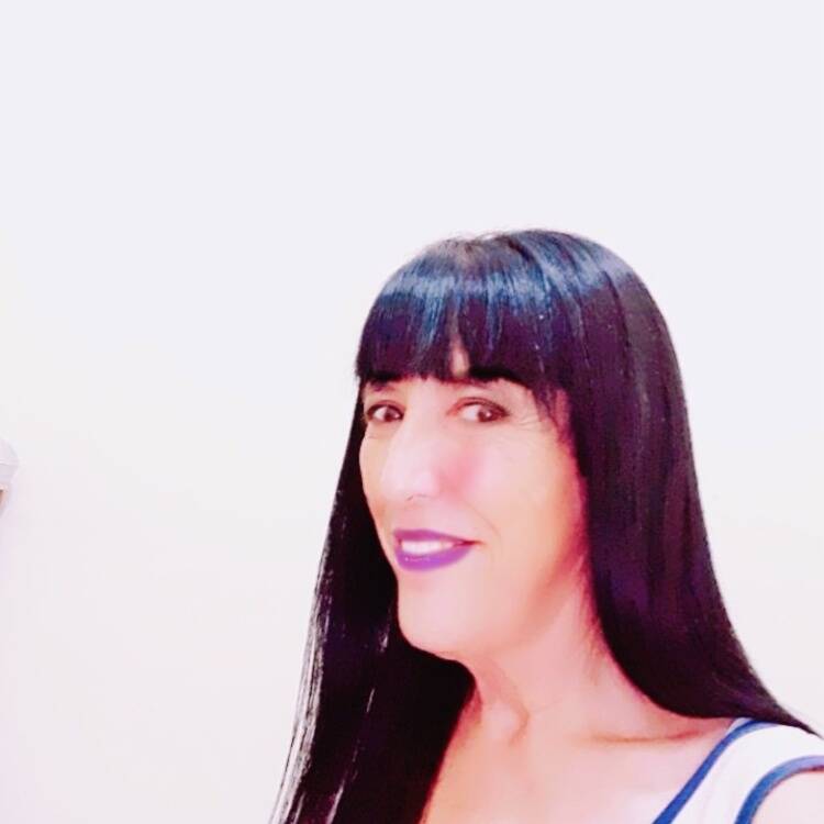 Foto de perfil de Alzira Ferreira da Silva